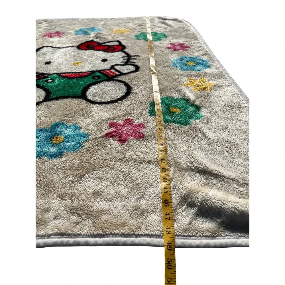 VTG 90s Sanrio Hello Kitty Thermal Plush Throw Blanket Cream Floral 43x49 Kawaii